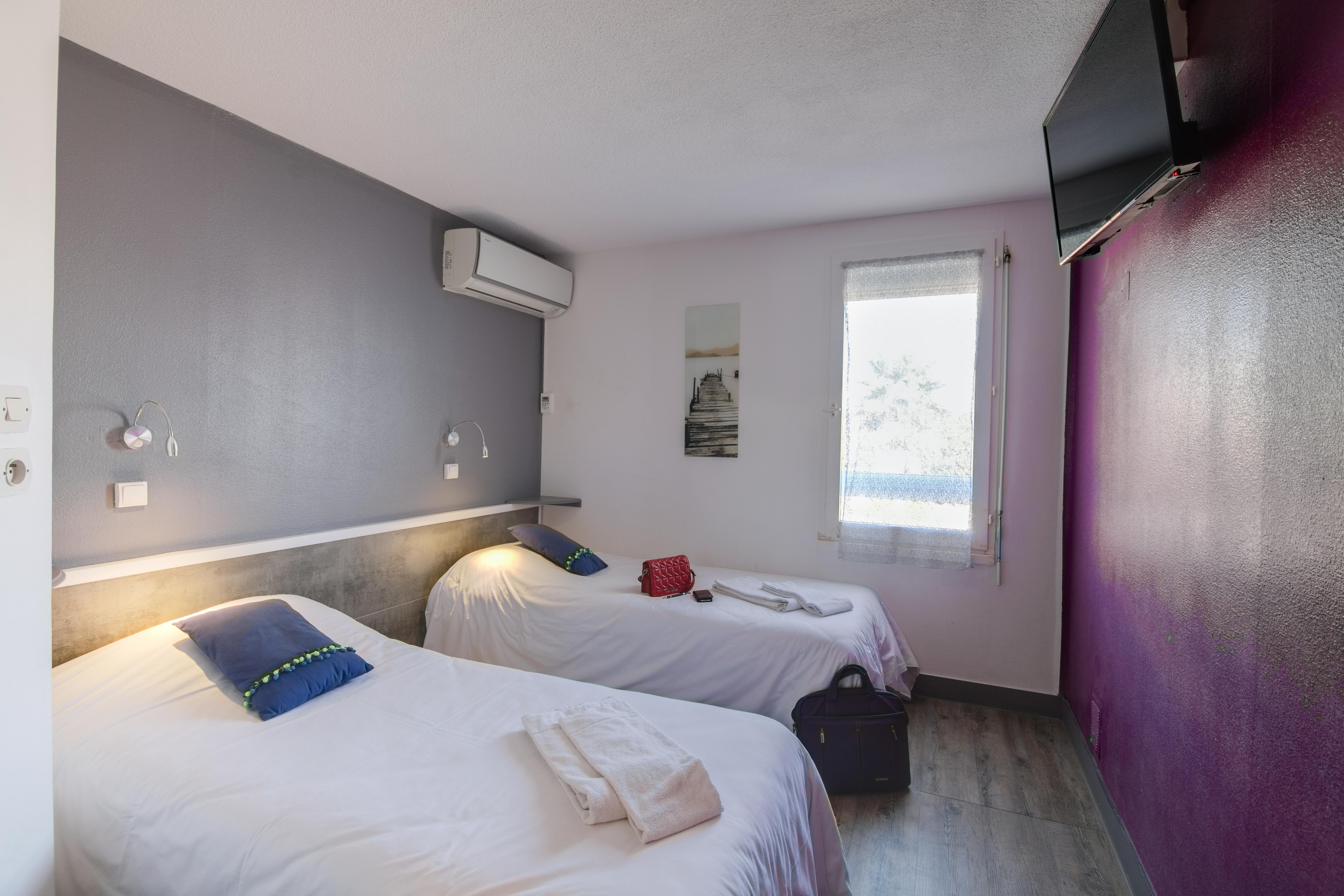 Love hotel California Mauguio